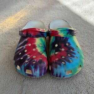 CROCS Tie-Dye Classic Clog in Multicolor
